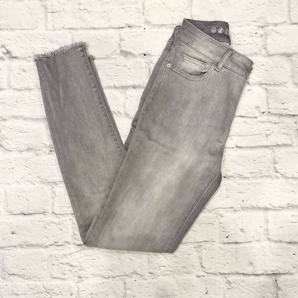Women's Gray Raw Hem Jeans
